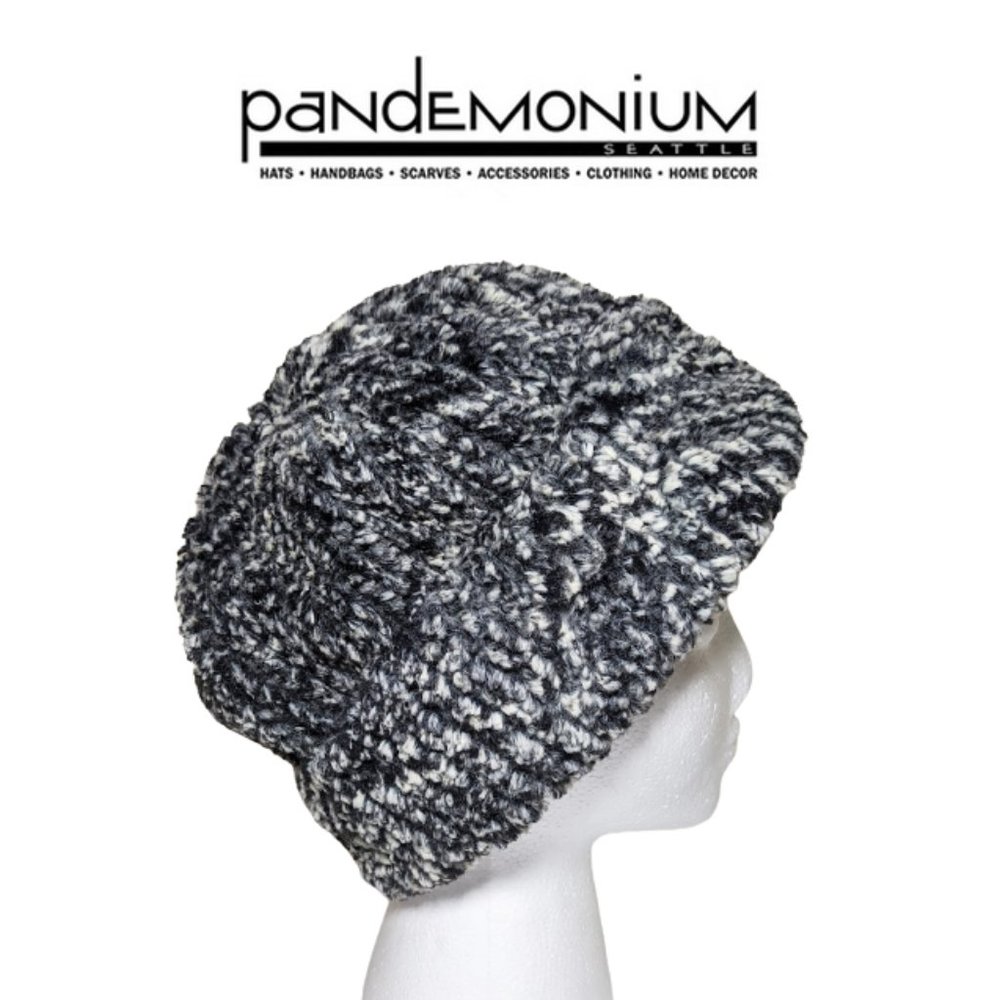 PANDEMONIUM Reversible Beanie Hat